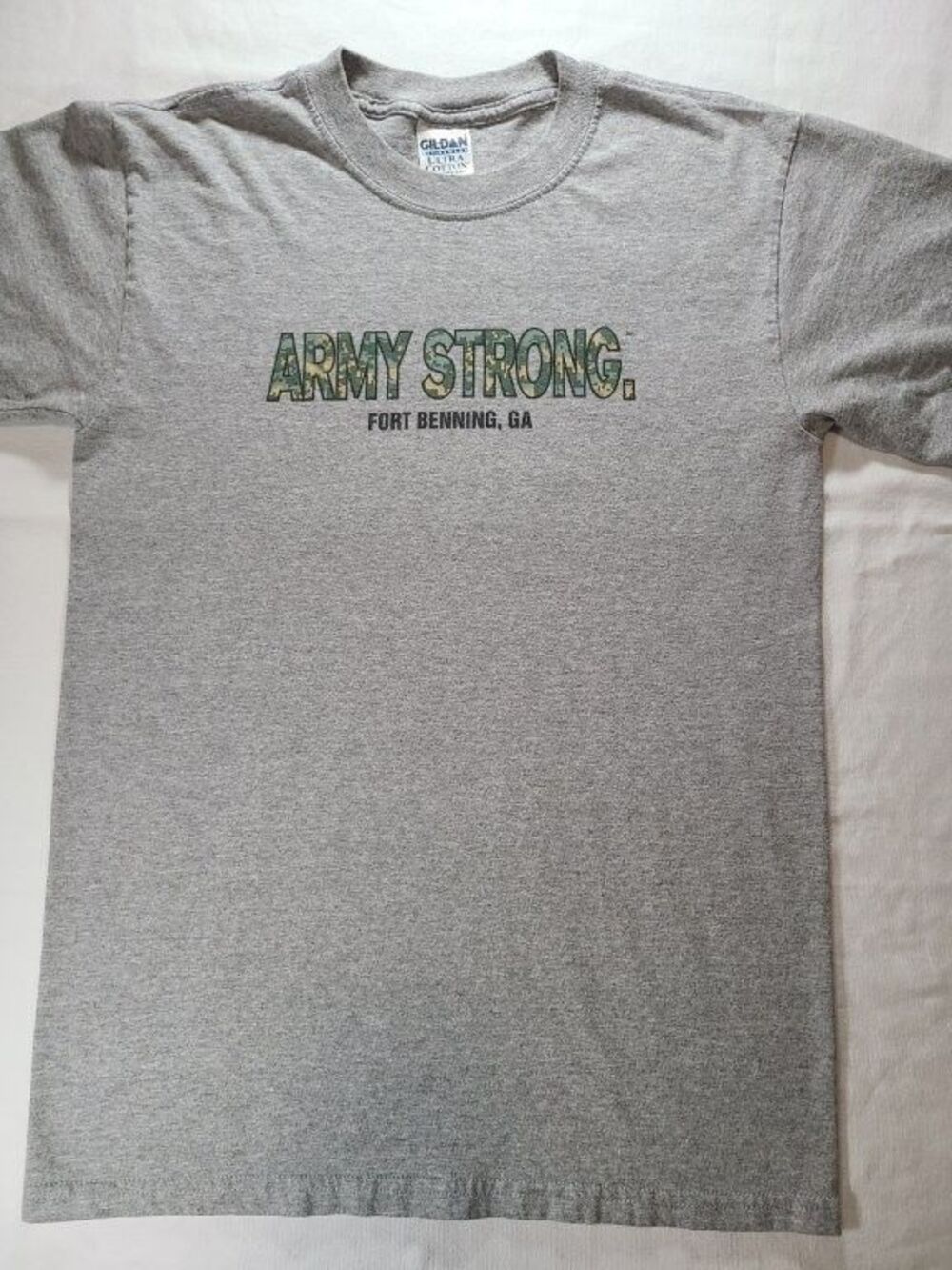 Army Strong Fort Benning GA T-Shirt Small Gray Military Graphic Tee